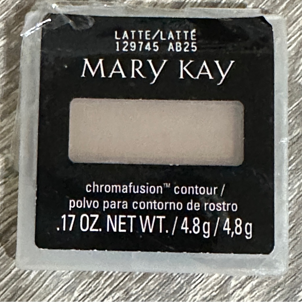 NEW Mary Kay Contour Chromafusion Color "Latte"‎